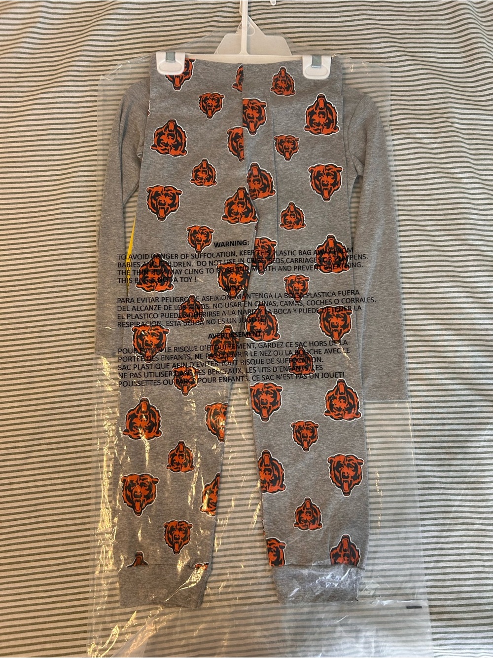 NFL Chicago Bears Gray and Orange Kids 2-Piece Pajama Set - Picture 3 of 3